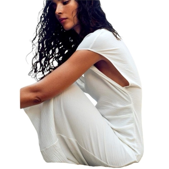 New ZARA Flowy Gathered Sleeveless V-neck Midi Dress - Picture 4 of 4